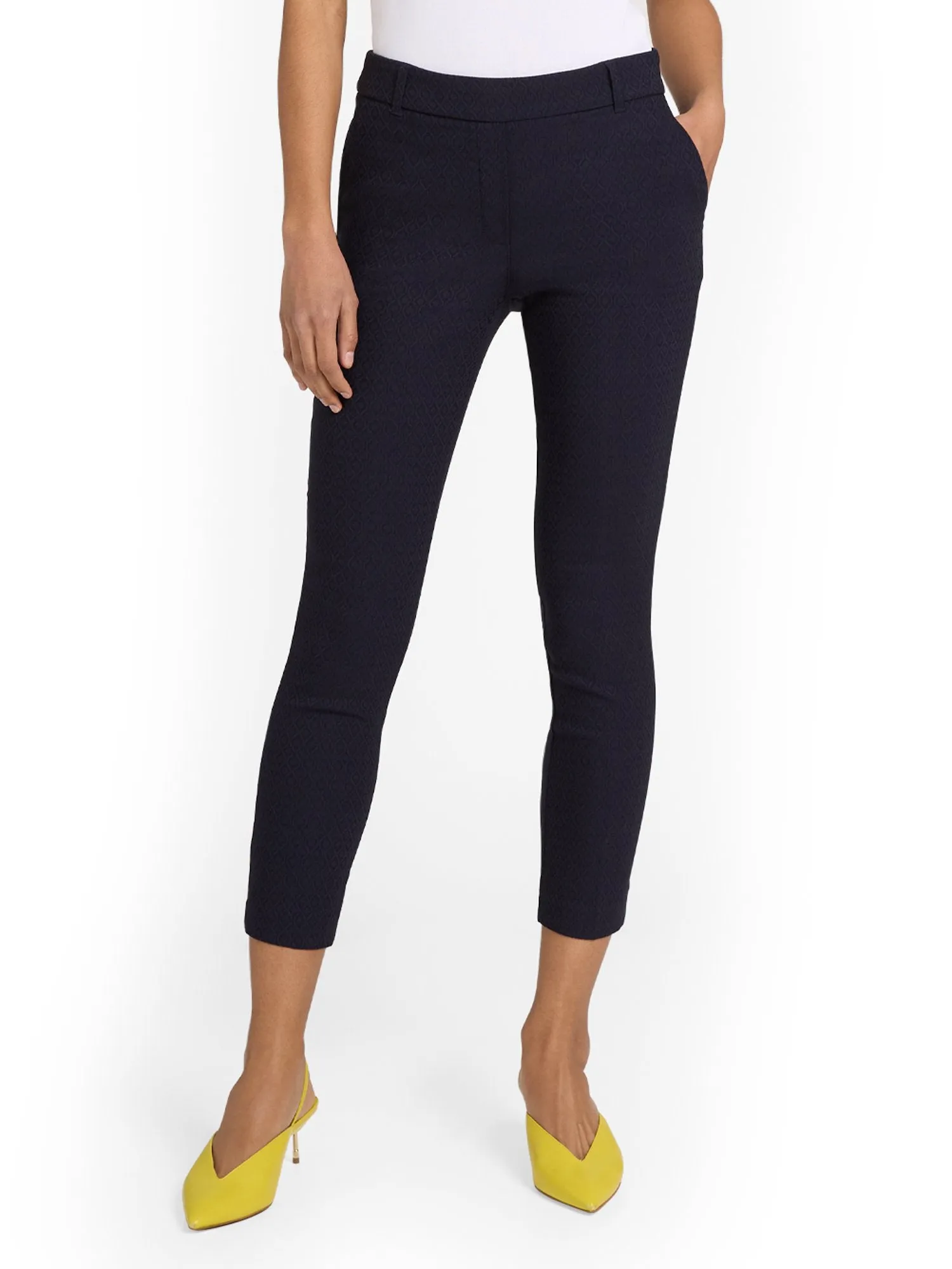 Chapter 1 Pull-On Jacquard Capri Pant - Brands We Love