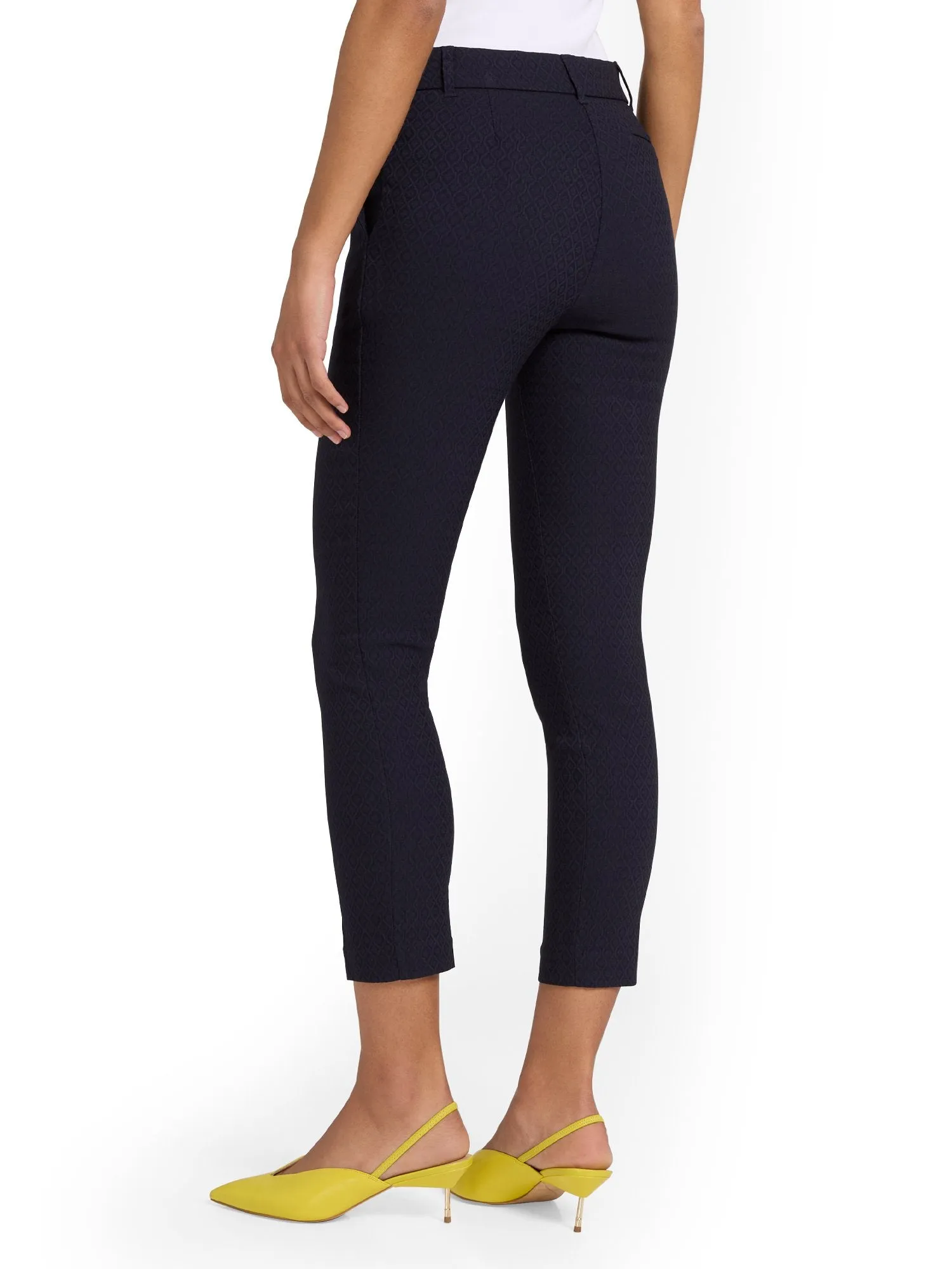 Chapter 1 Pull-On Jacquard Capri Pant - Brands We Love