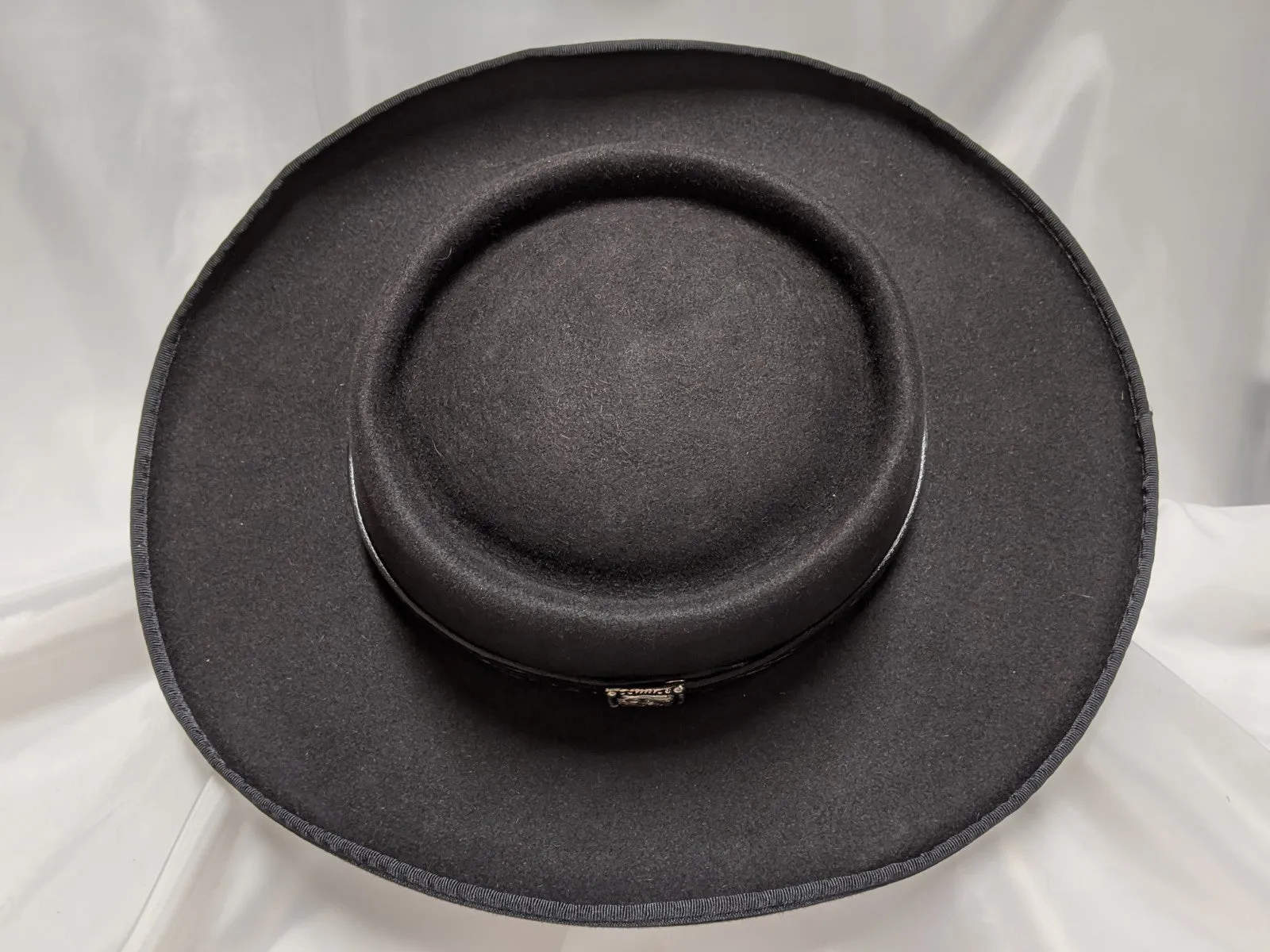 Gambler 7 5/8 - Black (20X) #20-009