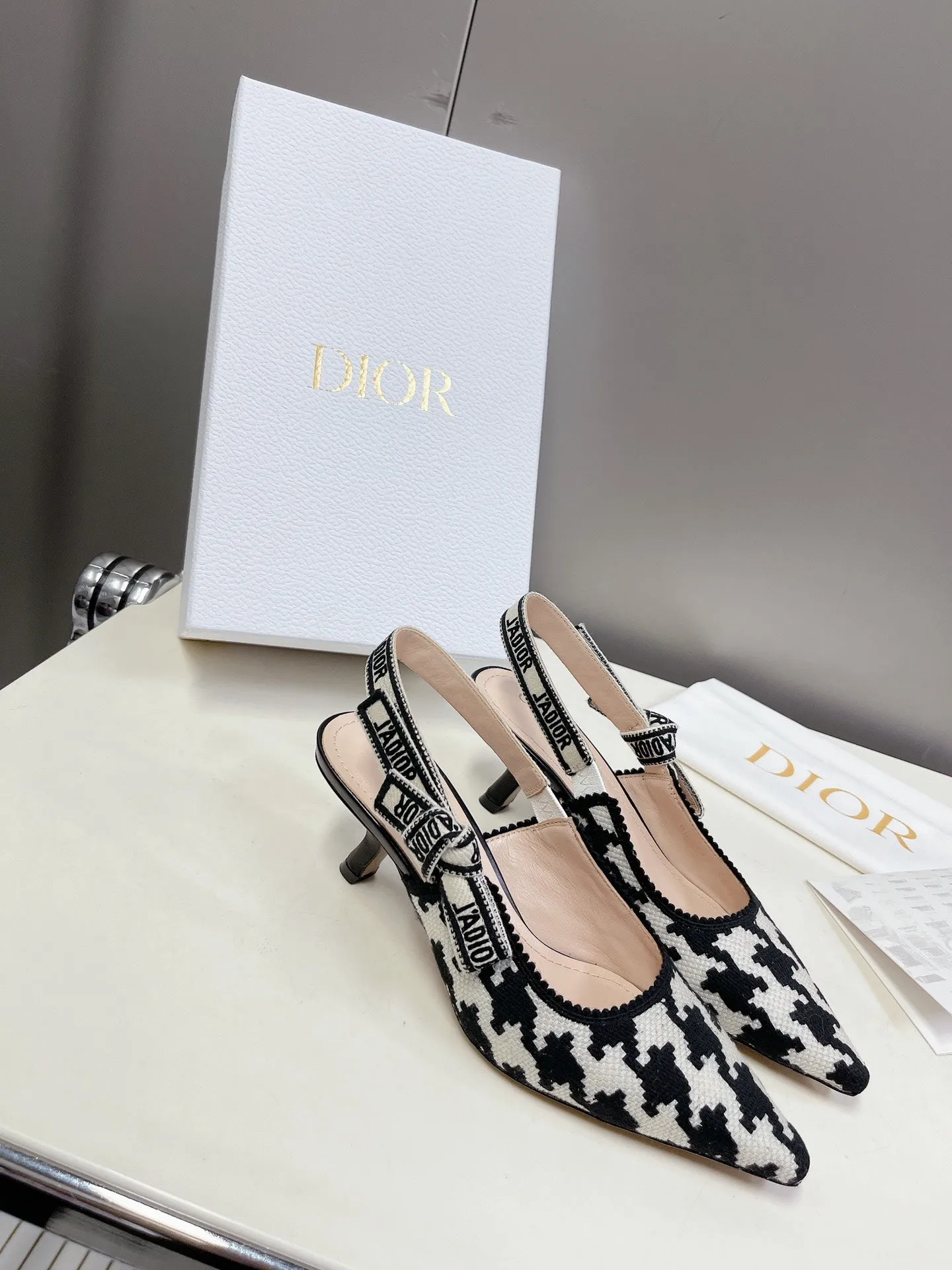 High Quality DIR HIGH HEELS 020