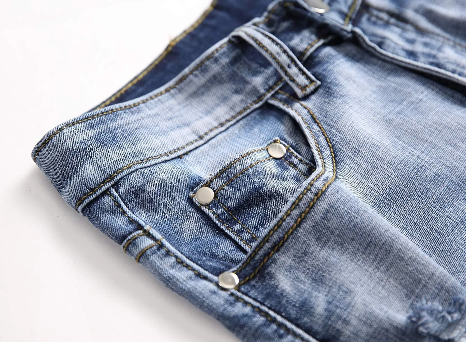 Men's Casual Denim Shorts (No Belt)