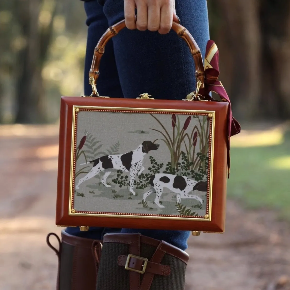 Two Hunting Dogs with Bamboo Handles Handbag
