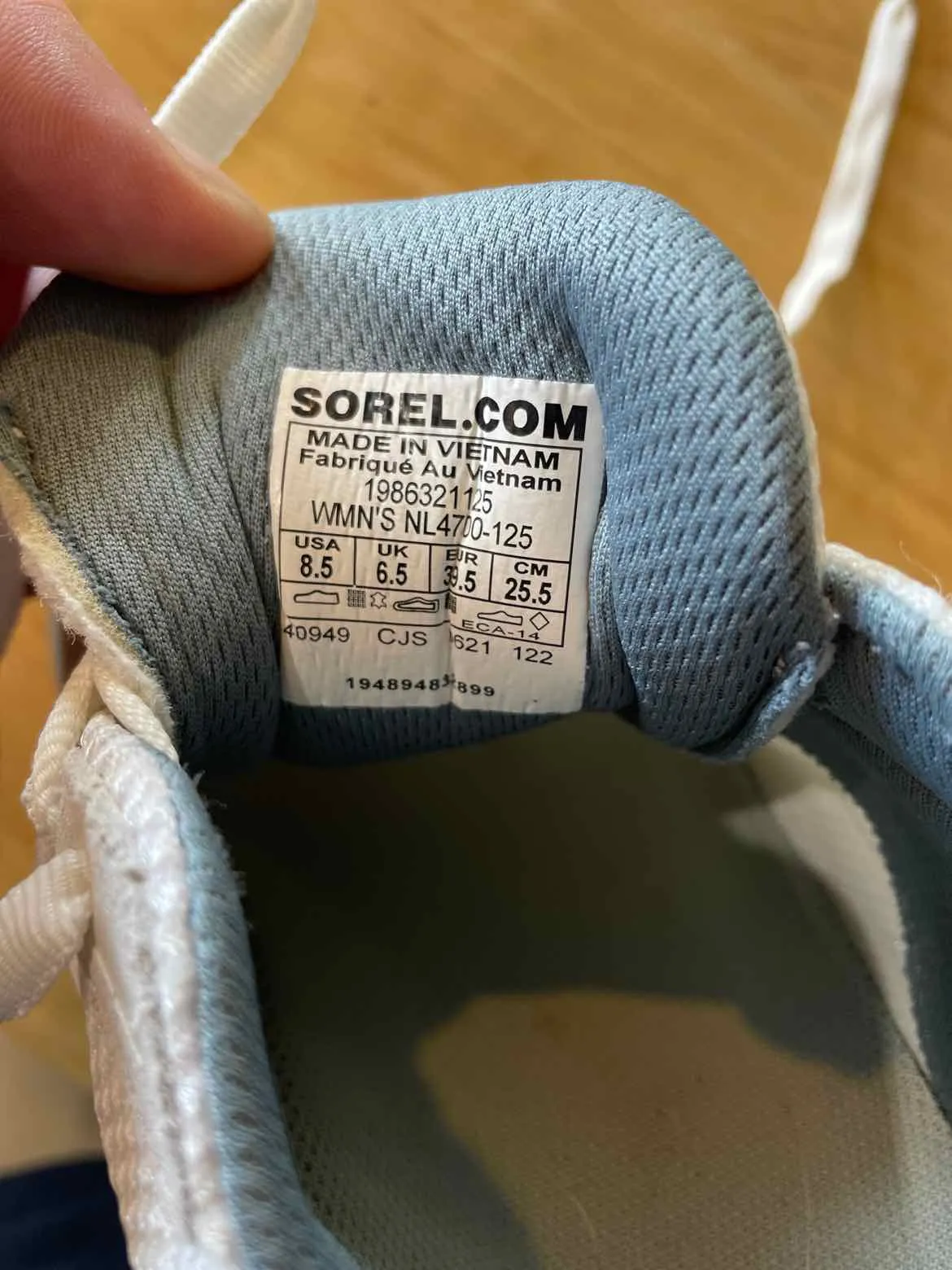 Women's Shoe Size 8.5 Sorel White Casual Shoes